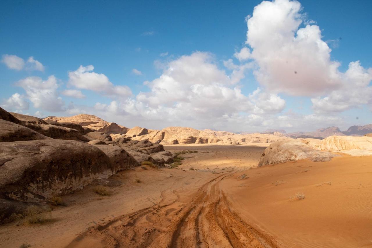 Wadi Rum Nights ภายนอก รูปภาพ