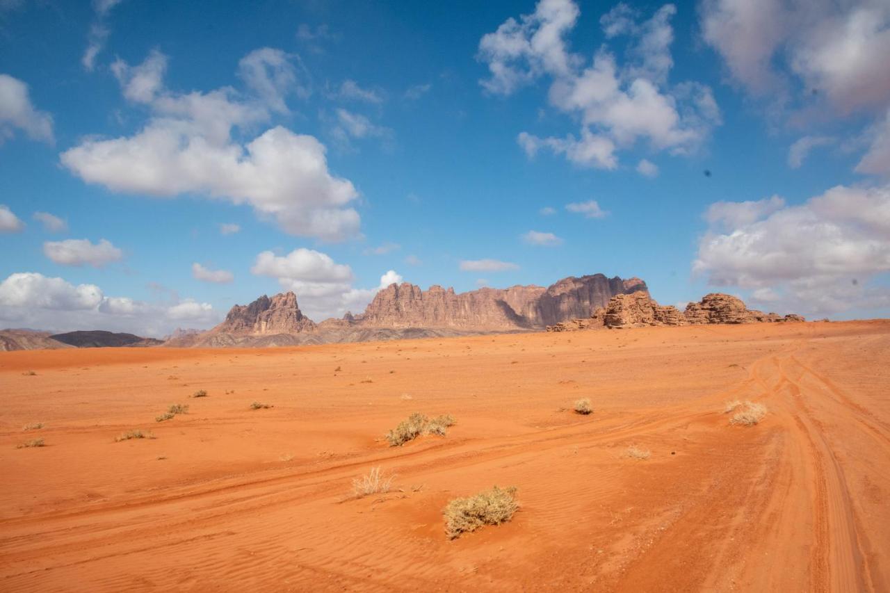 Wadi Rum Nights ภายนอก รูปภาพ